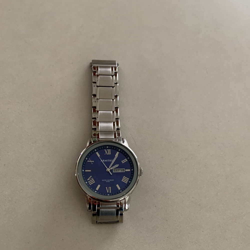 Stainless steel menβs watch - Picture 8 of 9